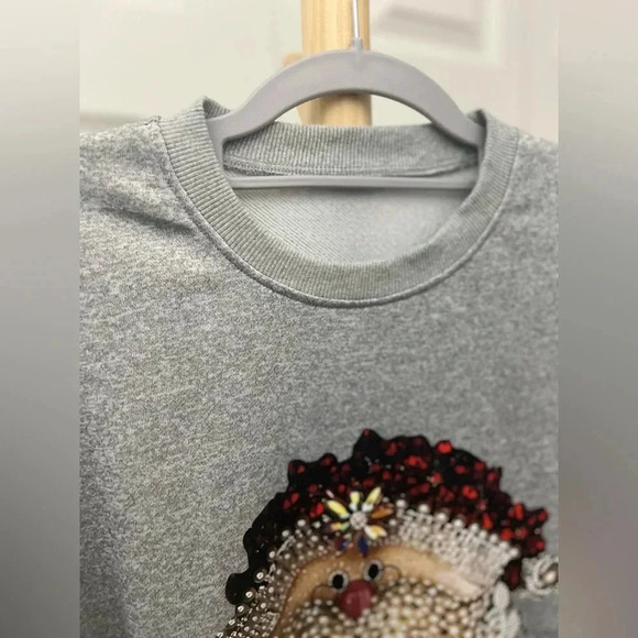 Christmas Santa holiday Sweater size Large Excellent condition. - Picture 4 of 5